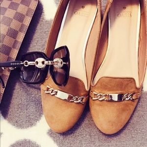 Meet your Posher, Ziza